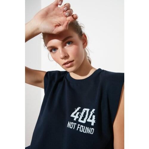 Trendyol Printed Sleeveless Knitted T-Shirt TWOSS21TS0371