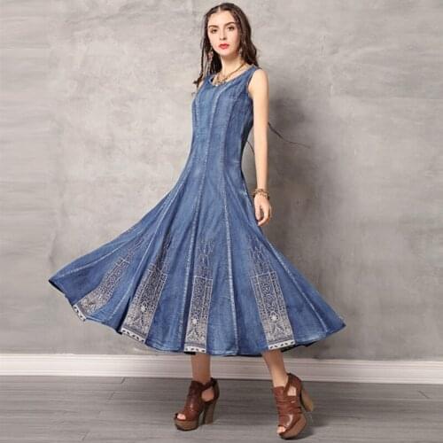 Denim Dresses Summer 2019 Retro Sundress O Neck A Line Pleated Long Dress Embroidery Pinafore Dress Robe Vintage Femme AA4776