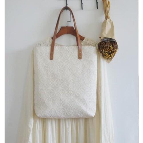 2020 Angelatracy Lace Simple Hollow Out Vintage Lady Retro Handmade Big Design Women Shoulder Bag Wooden Court French Bags Totes