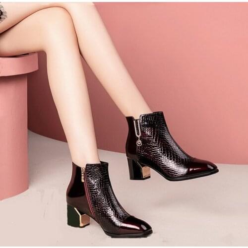 2021 Block Heel Ankle Boots Woman Winter Warm Shoes Short Boots Womens Booties Square toe Patent leather FASHION BLACK WINE-RED