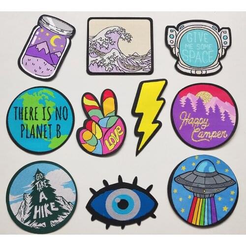 Fashion Iron on Patches for Clothes Cute Patch Embroidery Ironing Repair Applique Sticker Backpack UFO Patch DIY Clothes