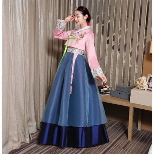 Korean hanbok Bride Korean folk dance Korean traditional dress Women Embroidery
