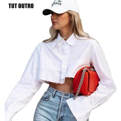 TUT OUTRO Women's T-shirts