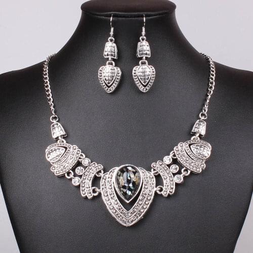 Vintage Bohemia Antique Silver Big Natural Shell Sweater Chain Necklace Earrings Heart Jewelry Set For Women A1391