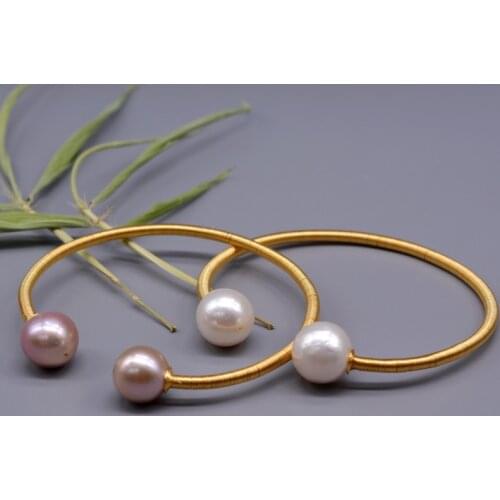 Vintage Pearl Bracelet, Round White Pink Big Pearl, Simple Open Bangle, Womens Gold Bracelet, Free Shipping