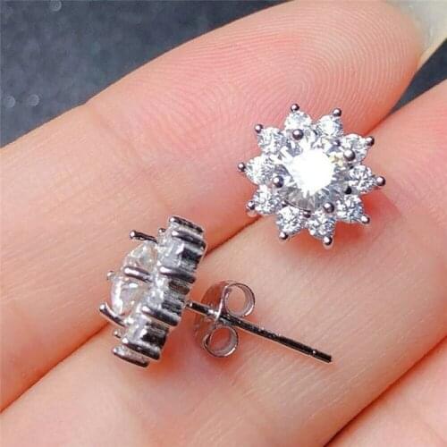 Huitan Delicate Women Wedding Earrings Stud Full Cubic Zirconia Bling Bling Accessories for Female Fashion Versatile New Jewelry