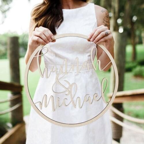 Custom Wedding Wooden Round Name Sign Personalized Name Circle Signs Rustic Wedding Decoration
