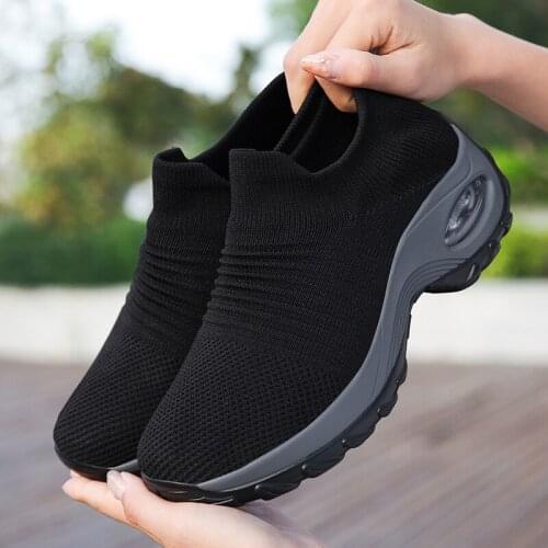 New Fashion Womens Outdoor Soft Walking Footwear Air Cushion Lightweight Breathable Casual Shoes Knitted Socks Sneaker