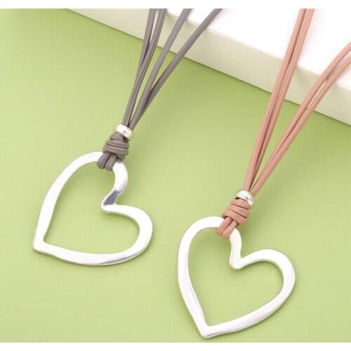Vintage Antique Color Heart Pendant Necklace Handmade Pink Gray Leather Long Chains Sweater Necklace For Women Party Gifts 2019