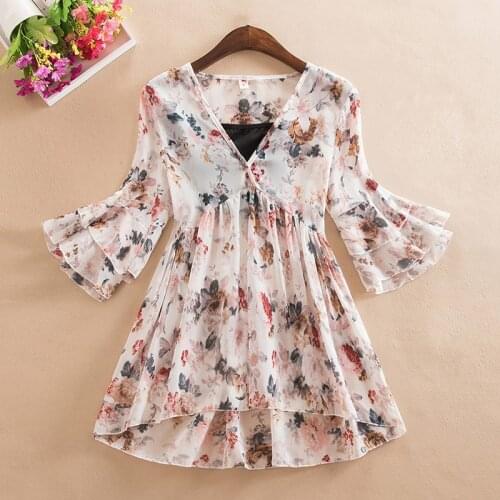 Summer Women Floral Print Blouse Casual V-Neck Chiffon Blouses Female Lantern Sleeve Ruffles Shirts irregular Blusas Tops AB1830