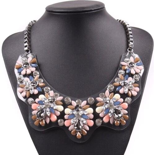 2021 Fashion New Brand Luxury Chain Pendant Choker Statement Colorful Flower Crystal Necklace for Women Sexy Jewelry