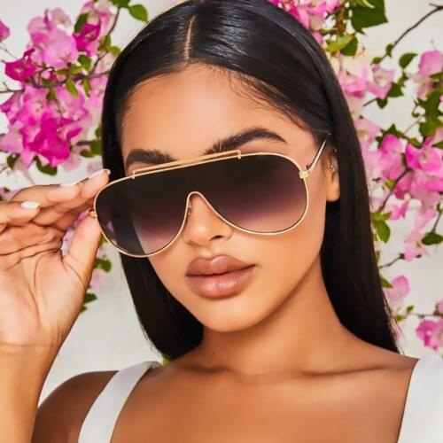 New 2020 Gradient Large Sunglasses Women Men Winter Skate Summer Driving Glasses Trendy Fashion Street Shades Eyewear UV400