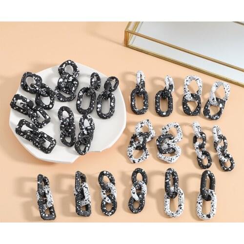 Vedawas New Fashion White Black Link Earrings for Women Boho Simple Acrylic Resin Dangle Drop Earrings Accessories Jewelry Party
