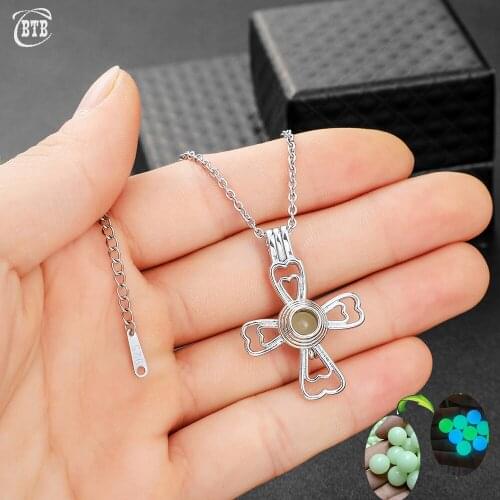 Fluorescent Luminous Stone Flower Cross Necklace Pendant Natural Crystal Stone Glowing in Dark Women Silver Color Necklace