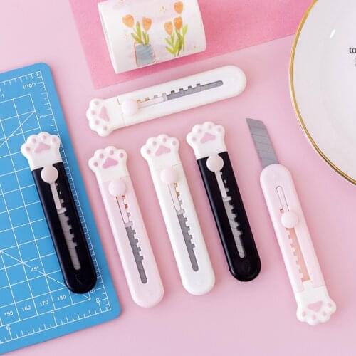 1pc Kawaii Mini Pocket Cat Paw Art Utility Knife Express Box Knife Paper Cutter Craft Wrapping Refillable Blade Stationery