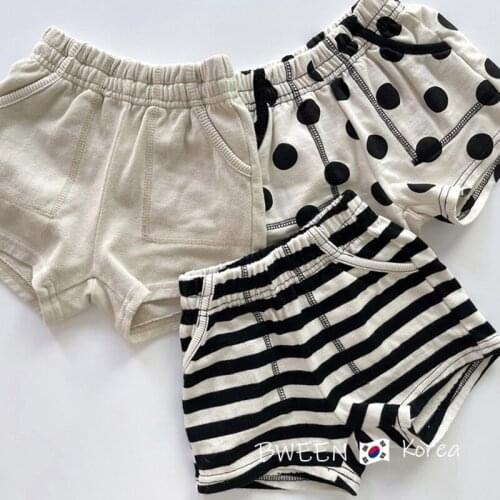 Korean childrens wear childrens shorts 2021 summer pure cotton fashion stripe wave point loose casual hot pants thin