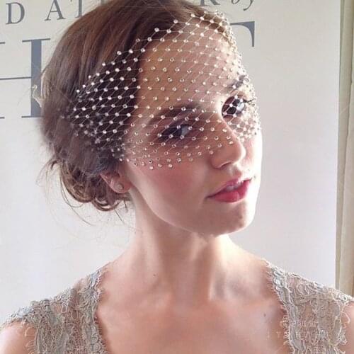 White Wedding Face Veil For Bride Crystal Beaded Bling Charming Crystal Wedding Hair Accessories Drill With Comb 2021