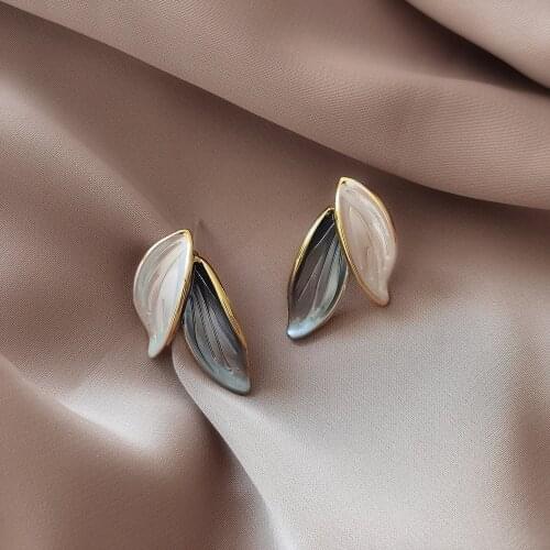 New Arrival Metal Trendy Summer Fresh Lovely Sweet Grey Leaf Dangle Earrings For Women Fashion Jewelry Gifts