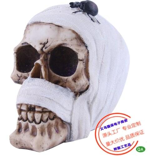 Best Haunted House Decoration Accessories Wounded Resin Skull Head Evil Miniature Garden Statue Excellent Medical Teaching Props