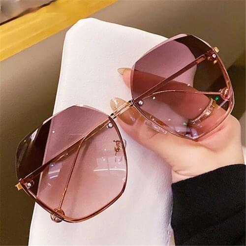 Fashion Rimless Sunglasses Women Retro Classic Designer Sun Glasses Female Metal Polygon Eyewear Blue Pink Shades UV400