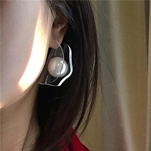 INS Brief Hot Clear Acrylic Bean Stud Earrings For Women 2019 Original Created Faux Earrings Femme Bijoux Brincos Jewelry