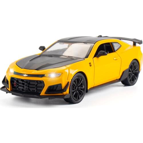 1/24 Chevrolet Camaro Alloy Diecast Sports Car Model Toy Simulation Vehicle With Sound Light Pull Back Toys For Children Gifts