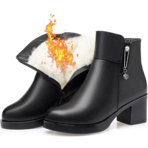 Large Size 35-43 Warm Winter Boots Fur One Wool Full Genuine Leather Boots Snow Shoes Thick Heel Non-slip Warm Shoes Woman Boots