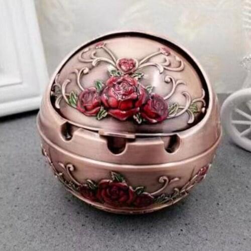 Alloy Metal Ashtray Gold Color Auspicious Elephant Ash Tray Round Ball wirh Lid Windproof Tea Table Cigar Ashtray Home Decor