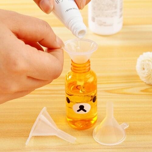 10pcs Small Plastic Mini FunnelsTransfer liquid for Baby bottle