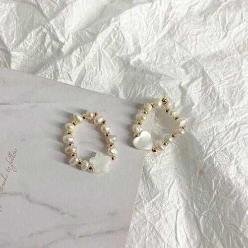 Minar Korean 2 Styles White Shell Love Heart Flower Elastic Rings for Women Gold Beads Irregular Freshwater Pearl Ring Jewelry