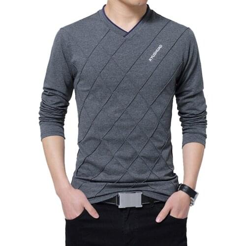 Men T-shirt Slim Fit Custom 2019 Spring Fashion Crease Design Long Sleeve Stylish Luxury V Neck Fitness T-shirt Tee Shirt Homme