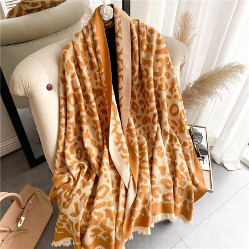 Brand Designer Cashmere Scarf High Quality Foulard Bandana Long Lrage Shawls Wrpas Winter Blanket Pashmina Bandana 2021 New