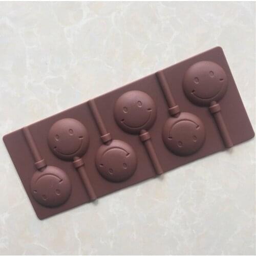 6 Smiley Face Silicone Lollipop Molds, High Temperature Resistant and Easy To Clean, with Sticks, Easy To Demold
