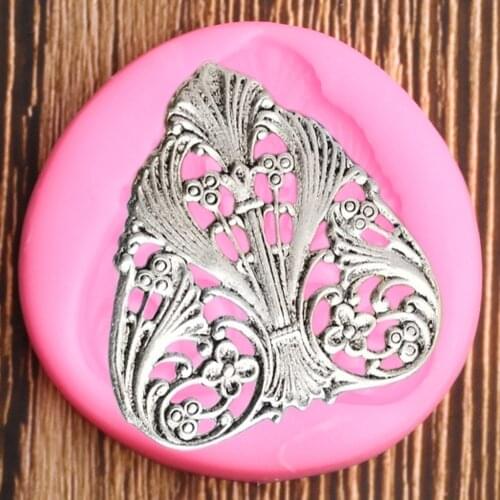 3D Scroll Heart Relief Silicone Mold Sugarcraft Fondant Polymer Clay Mould Lace Cake Decorating Tools Chocolate Moulds