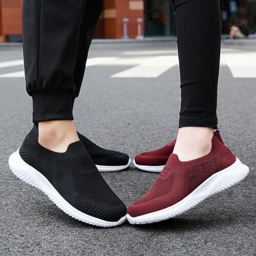 Tenis Feminino Unisex Summer Breathable Sneakers Man Gym Sports Women Tennis Shoes 2021 Black Zapatos Mujer Fitness Training