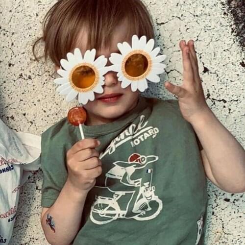 2021 Baby Accessories Kids Sunflower Sunglasses Boys Girls Shades Black Children Classic Vintage Holiday UV400 Party Props Gifts