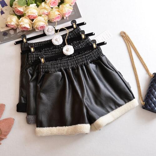 Shorts Women Lamb Wool PU Leather Shorts Female Autumn And Winter Loose Casual Leather Pants Ropa Mujer