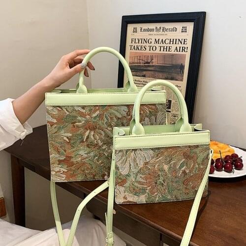 Women Totes Fashion Brand Design Sunflower High-Capacity Hand Bag 2021 Autumn Luxury Embroidery Small Hand Crossbody Bags Wallet