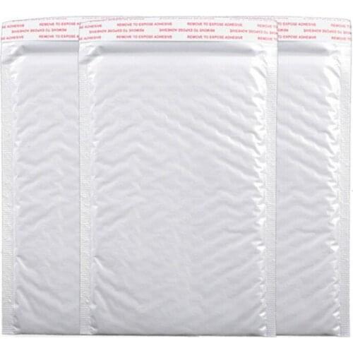 10 Pieces White Envelope Paper Bubble Bag Foam Collision Postage Delivery Bag Christmas Package Gift Holders 20 * 25cm + 3.5cm