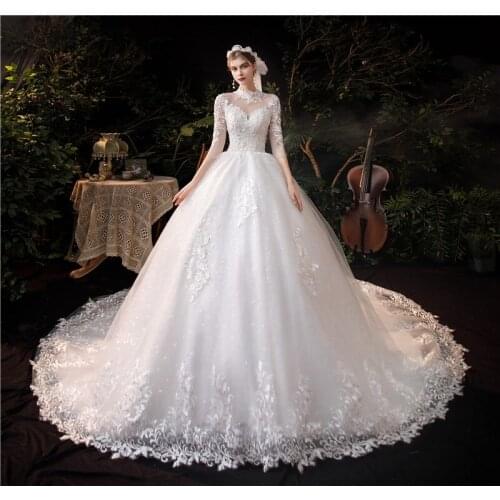 Luxury Lace Applique Long Train Wedding Dresses Embroidery High Bride Dress Plus Size With Sleeve Three Quarter Vetidos De Novia