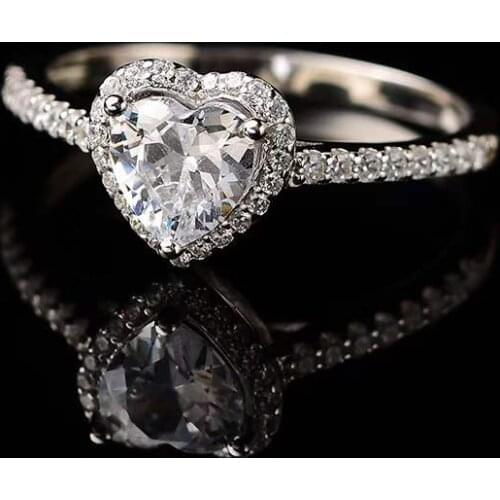Love Heart Moissanite Rings Luxurious S925 Silver Wedding Jewelry White D Color 1-2ct Carat Diamond Substitute