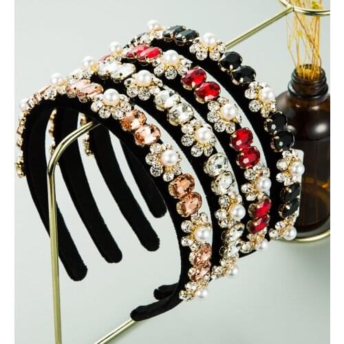 Fashion Korean Exquisite Imitation Pearl Flower Headband Womens Gorgeous Rhine Velvet Hair Band Womens Party Hair Accessories