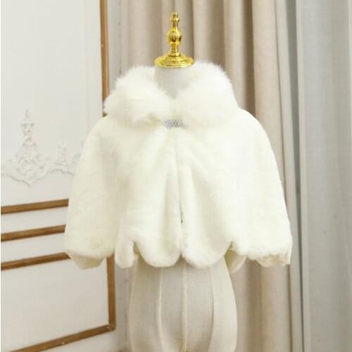 White Faux Fur Cape with Irregular Edges Winter Bridal Shawl Wedding Fur Shawl for Bridesmaids Faux Fur Shrug for Kids Bridal Fa