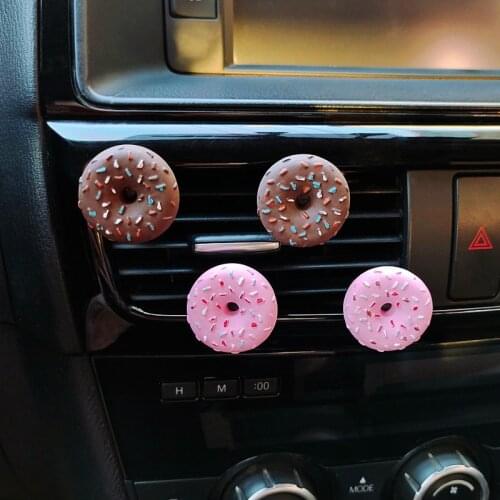 Mini Donuts Model Car Perfume Air Freshener Plastic Simulation Donuts Cute Car Accessories Interior Woman Auto Aromatherapy Clip
