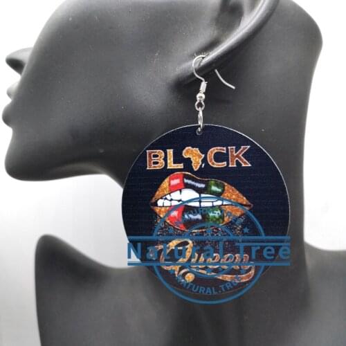 Free Shipping! Fashion Black Queen Wooden Earrings