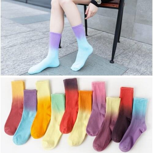 Tie Dye Gradient Harajuku Socks Mens and Womens Dyeing Color Cotton Simple Sports Skateboard Basketball Running Street Socks