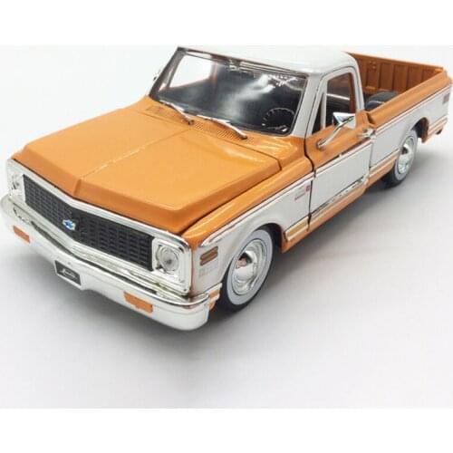 Diecast 1/24Scale 1972 Chevrolet Pickup Alloy Car Model Collection Souvenir Ornaments Display Vehicle Gifts Decoration Hot Toys