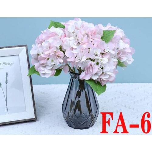 New wedding bride holding a bouquet of emulated rose living room decoration FA