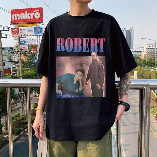 Robert Pattinson Standing Meme T Shirt for Men Funny Tshirt Harajuku Cotton Summer Rob Tshirts Short Sleeved Fashion T-shirt