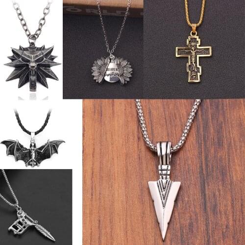 Vintage Halloween Rock Punk Gothic Black Vampire Bat Necklace Pendent Sweater Chain for Men Charm Gift Jewelry Accessries